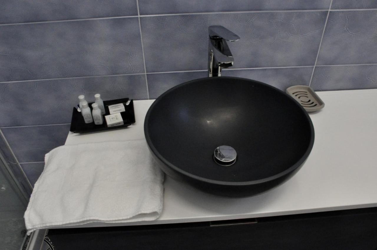Calise Guest House Прочида Екстериор снимка