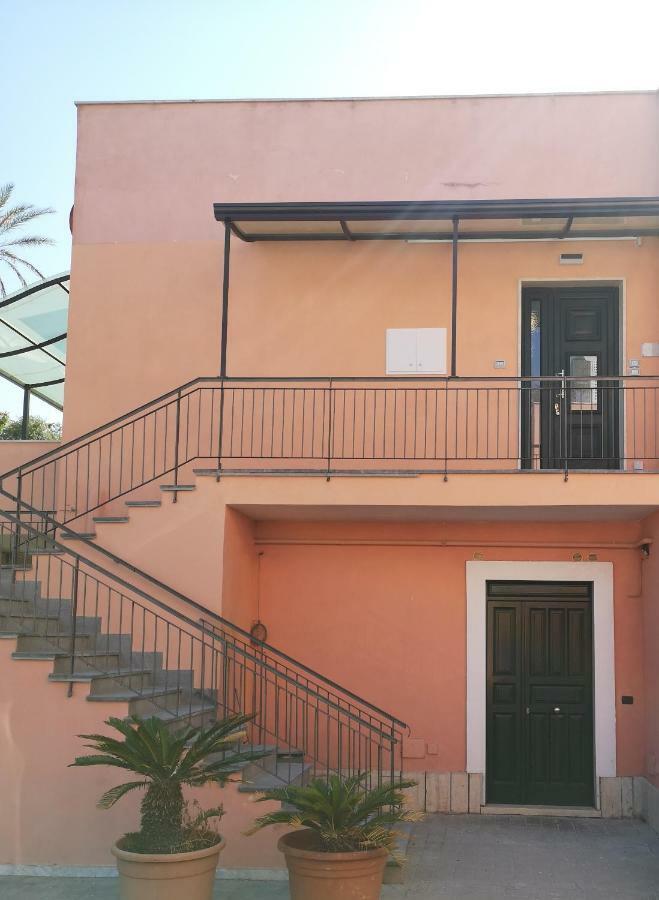 Calise Guest House Прочида Екстериор снимка